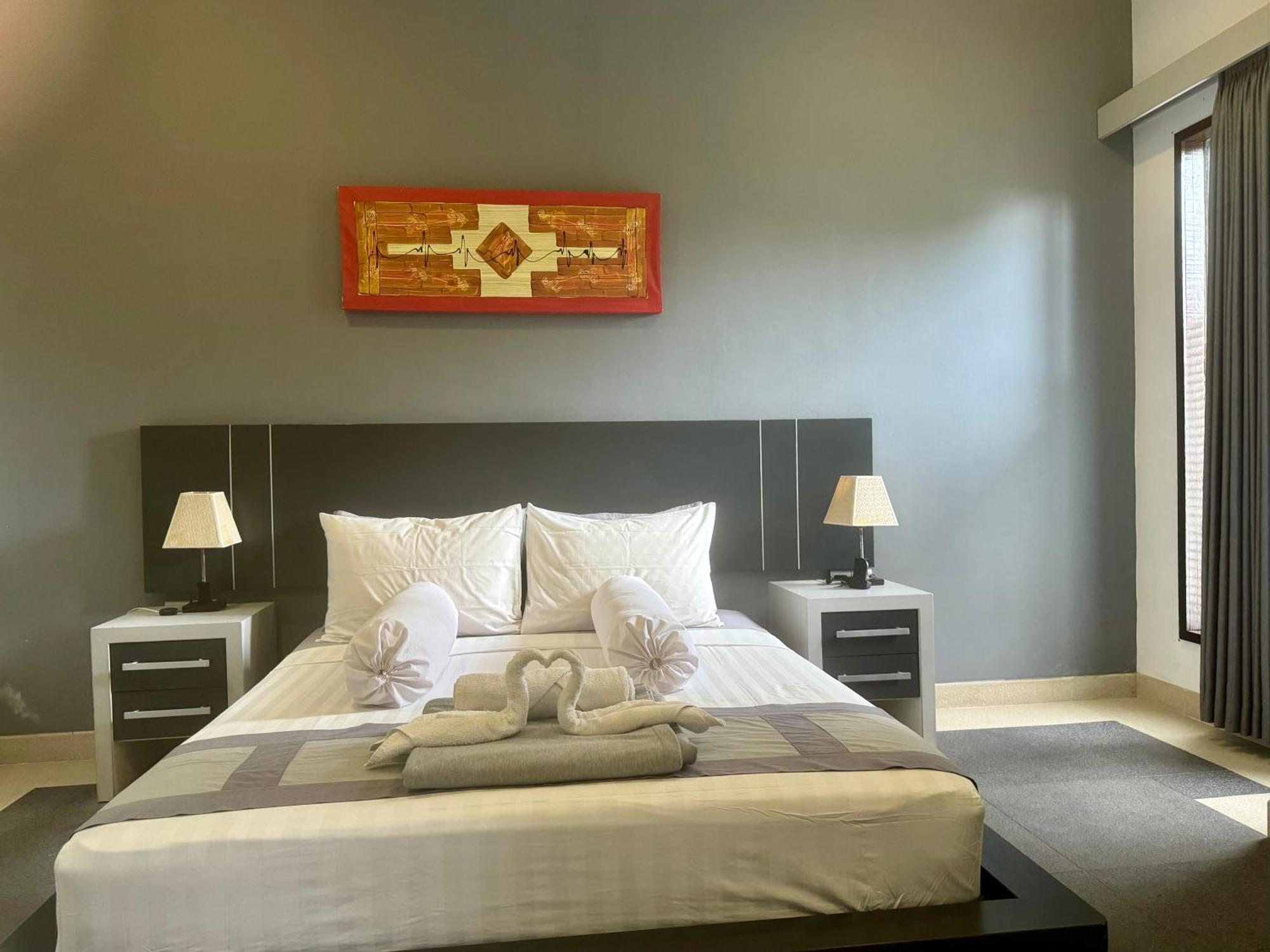 Homestay Rumah Putih Abu Abu Senggigi