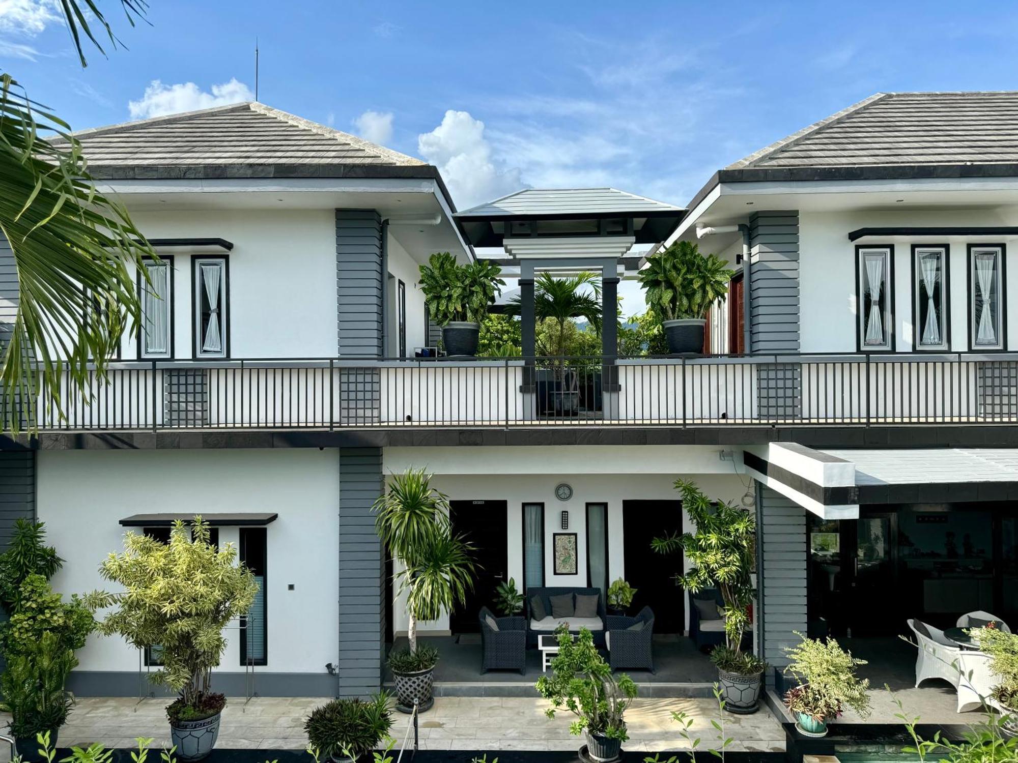 Homestay Rumah Putih Abu Abu