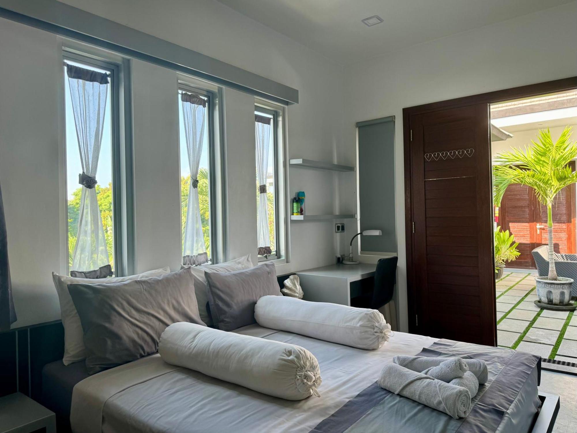 Homestay Rumah Putih Abu Abu